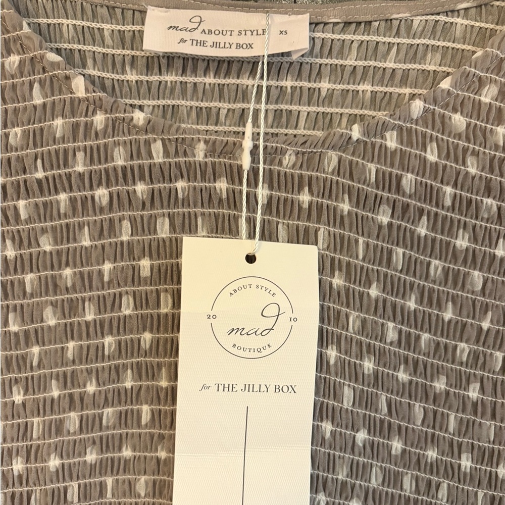 Jilly Box x Mad About Style Flowy Dress - Picture 3 of 5